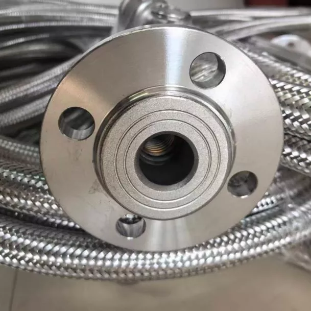 Gegolfde flexibele metalen slang